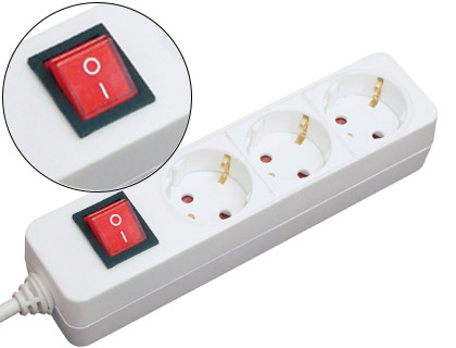 EXTENSAO 3 TOMADAS MEDIARANGE BRANCA COM INTERRUPTOR COMPRIMENTO CABO 1,4M