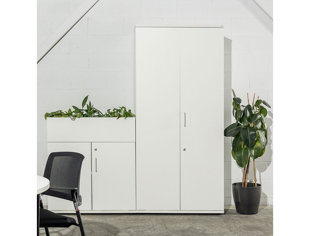 ARMARIO ROCADA COM DOIS PORTAS SERIE STORE 78X90X45 CM ACABAMENTO AB02 ALUMINIO/CINZA
