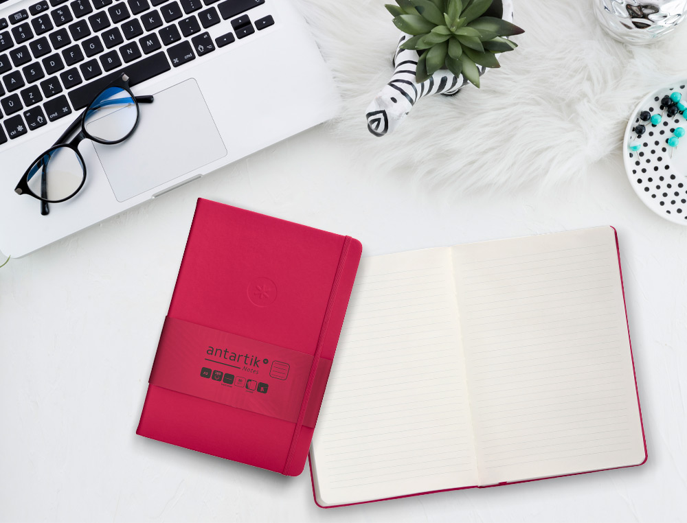 CADERNO COM ELASTICO ANTARTIK NOTES CAPA DURA A5 PAUTADO FUCSIA 100 FOLHAS 80 GR FSC