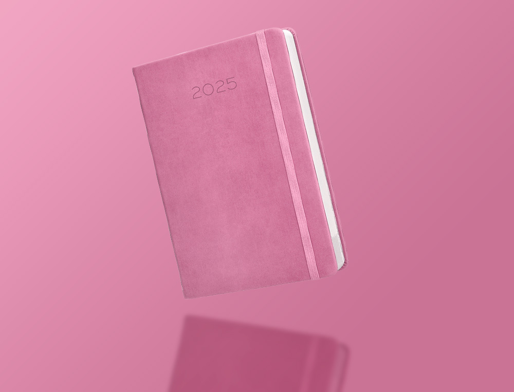 AGENDA ENCADERNADA LIDERPAPEL MYKONOS A5 2025 DIA PAGINA COR ROSA PAPEL 70 GR